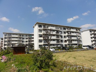 しらこばと団地